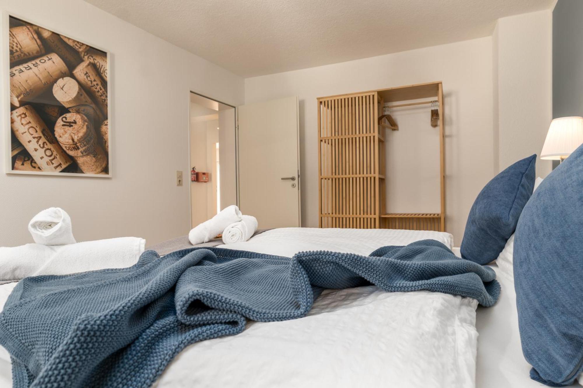 Riesling Appartement For 2 - 4 People - Billiards - Balcony With Mosel View - Parking - Wine Barrel Bar - Fully Equipped Kitchen - Netflix - Waiputv - 3 Km From Cochem Klotten Exterior photo
